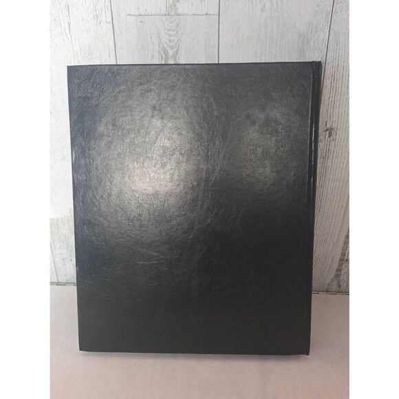 The 1st Air Cavalry Division Vietnam August 1965 to December 1969 Hardcover - Picture 2 of 6